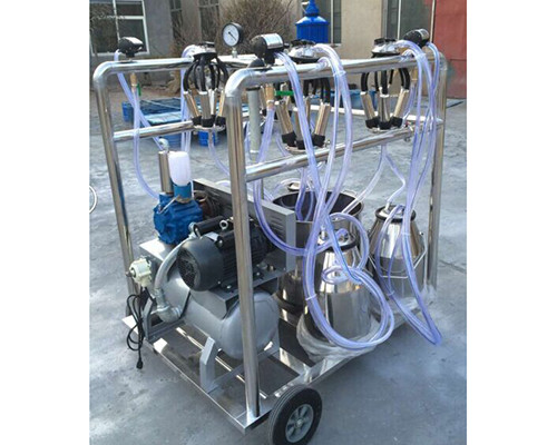 移動(dòng)式4位帶清洗牛專用擠奶機(jī)